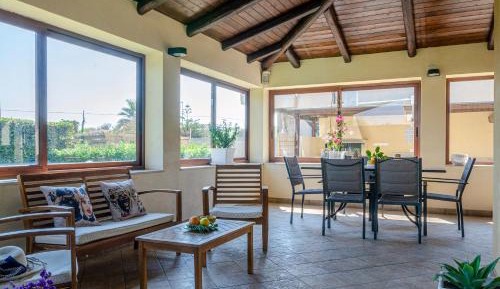 Three-Bedroom Holiday Home 