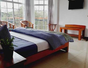 Double Room with Mountain View