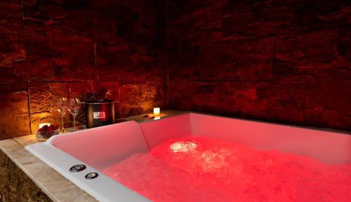 Double Room with Spa Bath