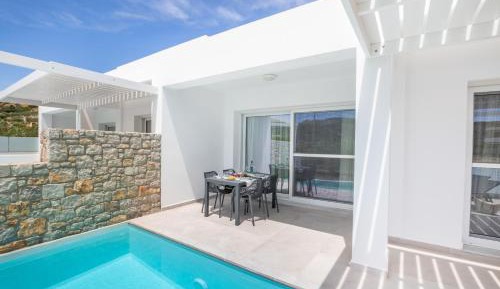 Suite with Private Pool