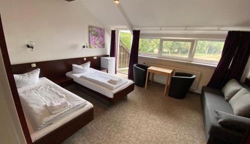 Triple Room with Shared Bathroom
