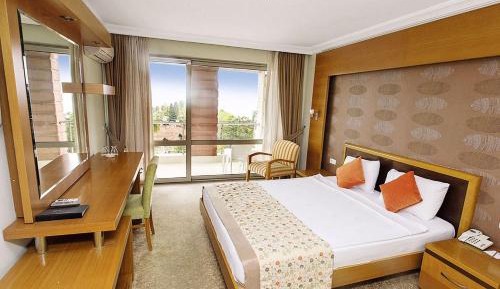 Deluxe Double Room with Balcony