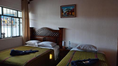 Twin Room with Shared Bathroom