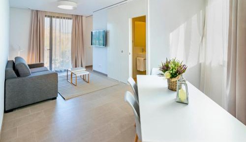 One-Bedroom Superior Apartment