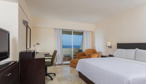 Superior King Room with Ocean View
