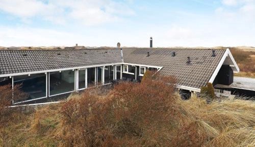 Five-Bedroom Holiday Home