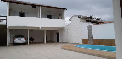 One-Bedroom Holiday Home