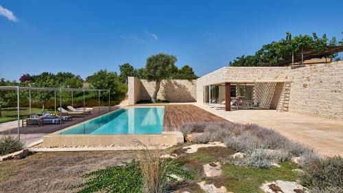 Five-Bedroom Villa