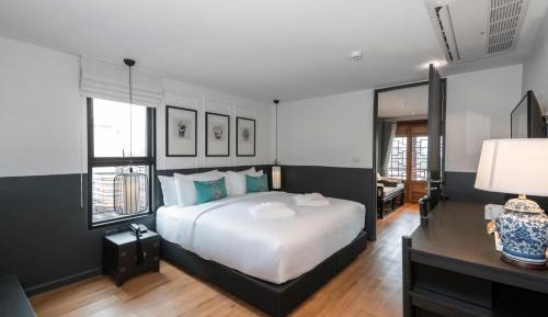 Suite with Balcony