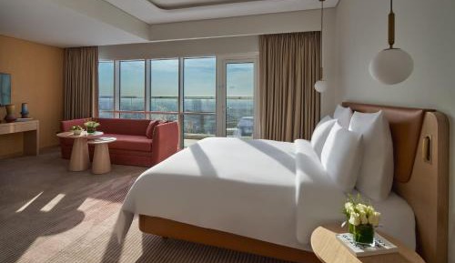 Deluxe King Room