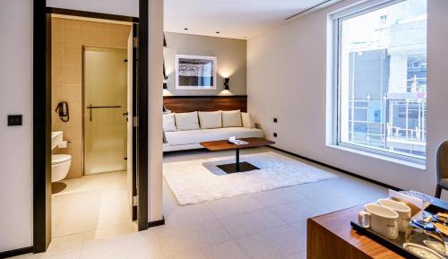  Mega 1 bedroom Suite with City View