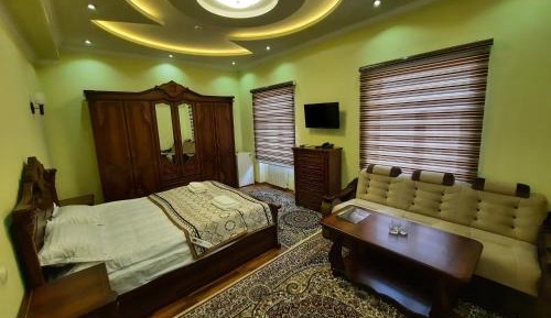 Twin Room with Shower