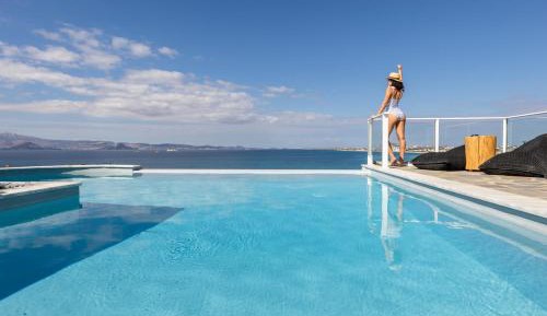 Deluxe Three-Bedroom Villa with Private Pool 