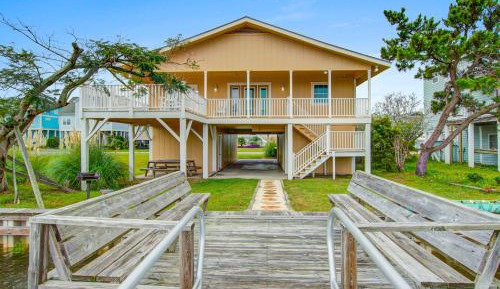 Four bedroom holiday home 
