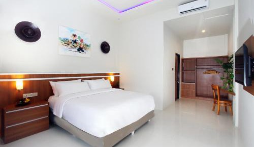 Double Room with Private Bathroom