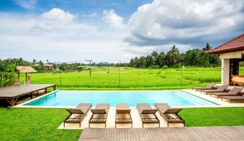 Four-Bedroom Villa with Private Pool