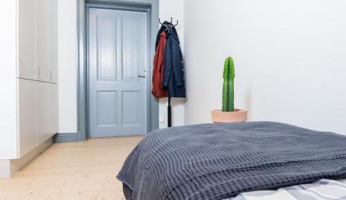 Standard Single Room with Shared Bathroom