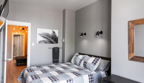 Queen Room with Shared Bathroom