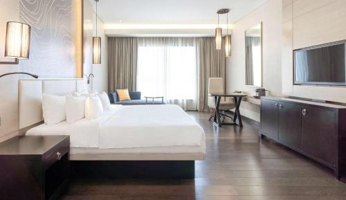 Collection Superior Room with Pool View
