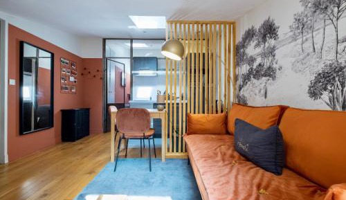 One-Bedroom Apartment