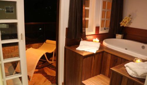 Double Room with Terrace and Spa Bath