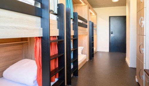 Bed in 8-Bed Mixed Dormitory Room