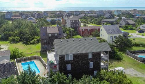 Four bedroom holiday home 