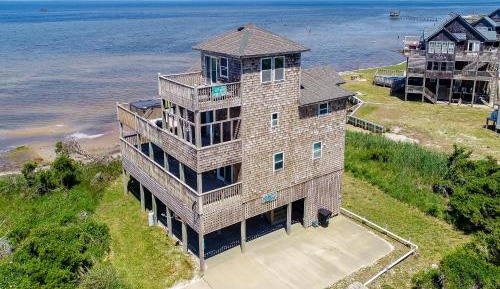Four bedroom holiday home 
