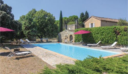 Six-Bedroom Holiday Home