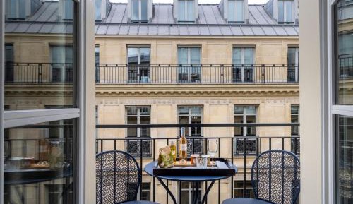Deluxe Double or Twin Room with Balcony