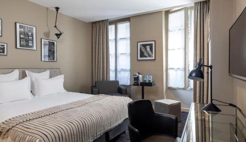 Deluxe Double or Twin Room