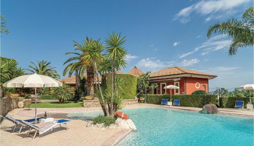 One-Bedroom Holiday Home