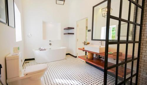 Junior Suite with Mountain View