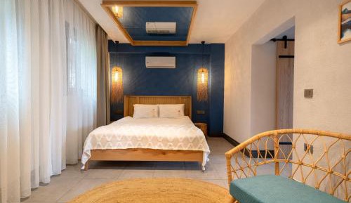 Deluxe Suite with Sea View