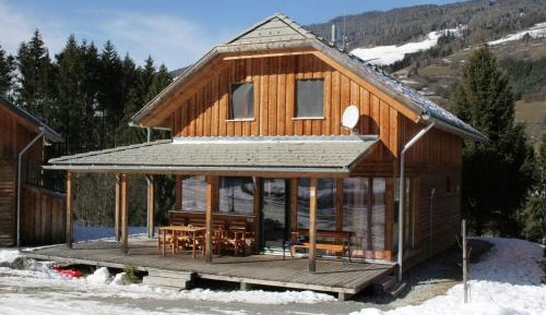 Four-Bedroom Holiday Home