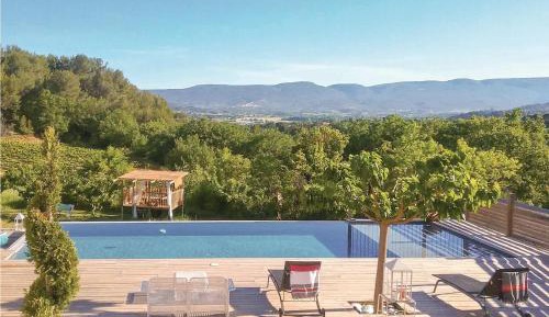 Two-Bedroom Holiday Home