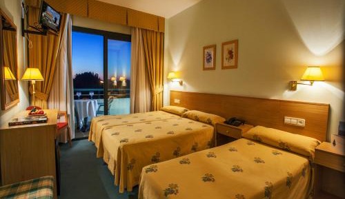 Twin Room with Sea View