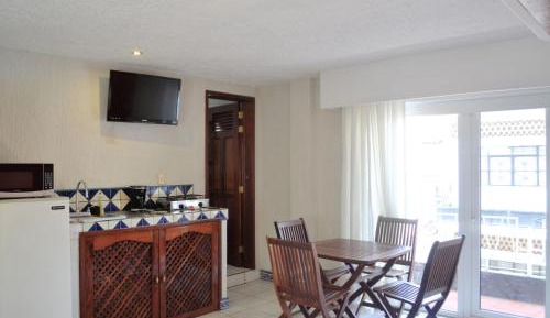 Studio with Kitchenette