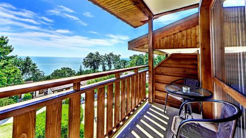 Standard Twin Room with Sea View