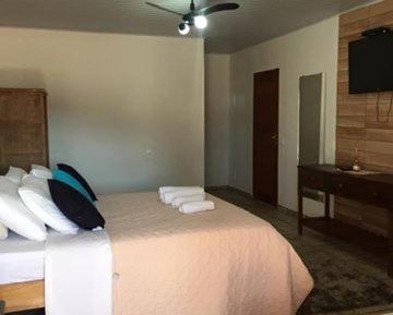 Queen Suite with Spa Bath