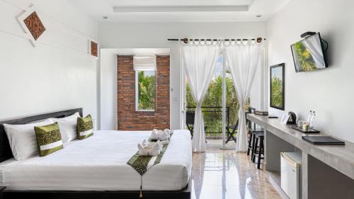 Deluxe Double Room with Private Terrace