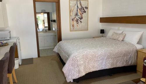Queen Room