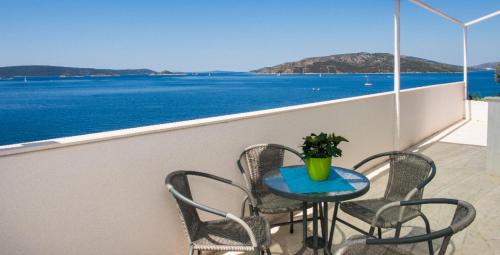 Studio with Sea View