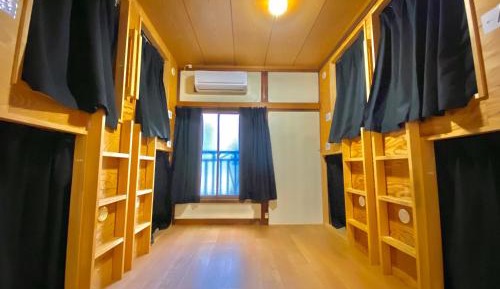 Capsule Bed in 8-Bed Mixed Dormitory Room
