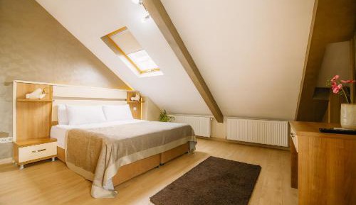 Loft Suite