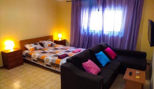 Triple Room with Private Bathroom