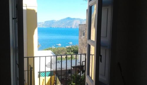 One-Bedroom Apartment with Sea View