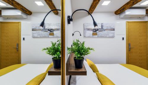 Deluxe Double Studio