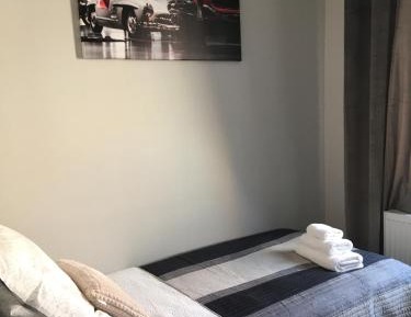 Single Room with Private Bathroom