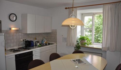 Single Room with Shared Bathroom without TV